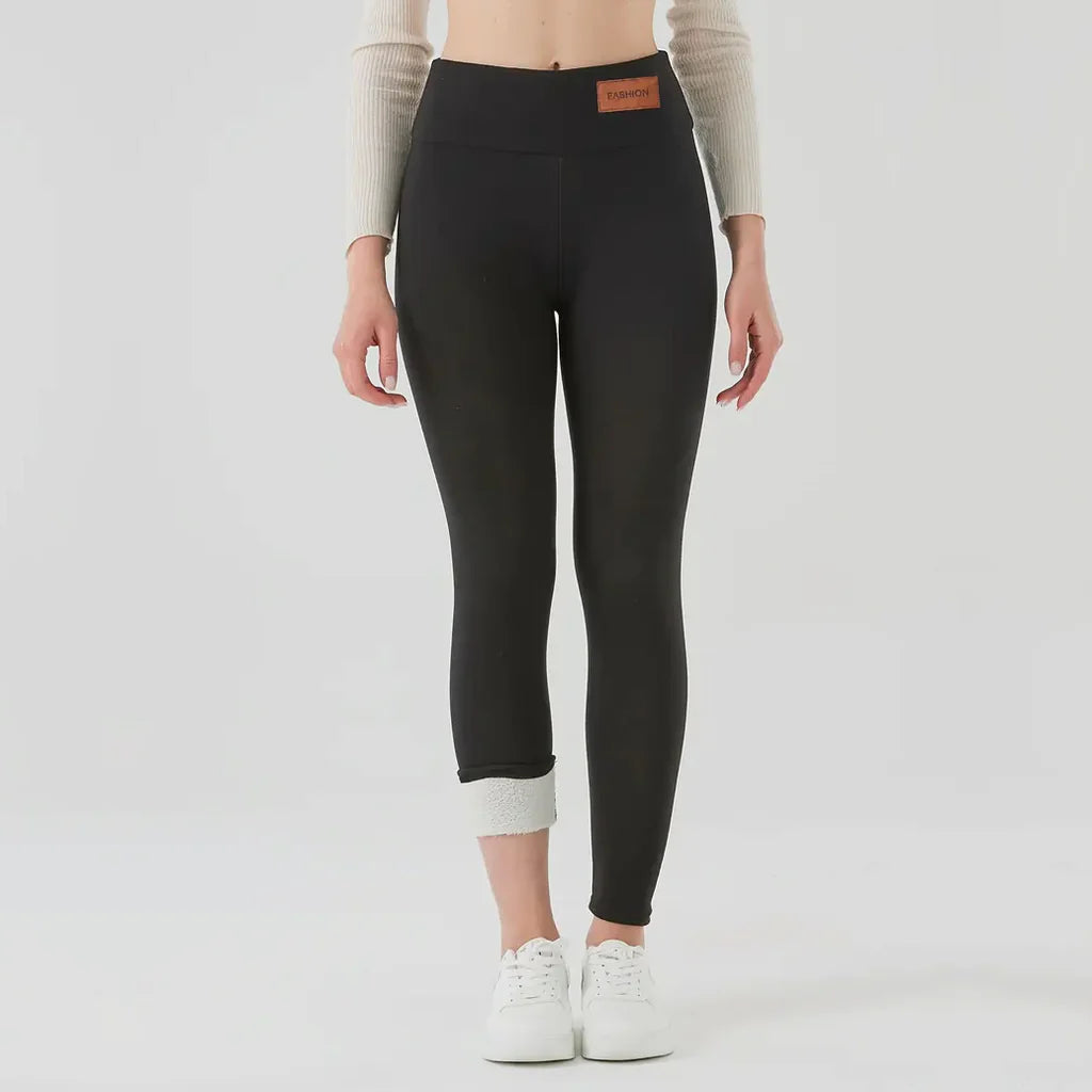 (COMPRE 1 LEVE 2) FrioZero™ Legging – A calça térmica que aquece, modela e impressiona em qualquer look.