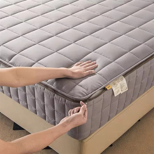 (COMPRE 1 LEVE 3) ColchãoClean™ – Proteção Contra Ácaros e Alergias, Direto do Conforto de Casa!+ Brinde 1 Par de Capa de Travesseiro