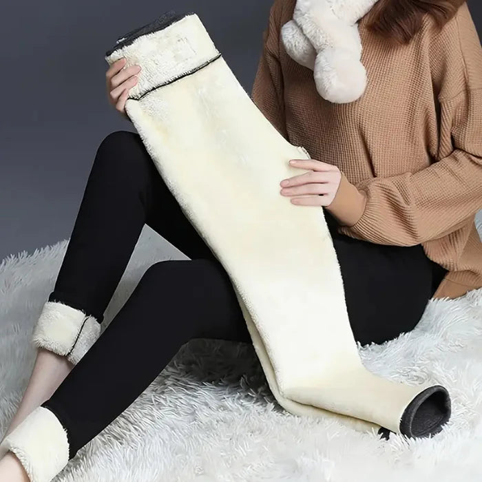 (COMPRE 1 LEVE 2) FrioZero™ Legging – A calça térmica que aquece, modela e impressiona em qualquer look.